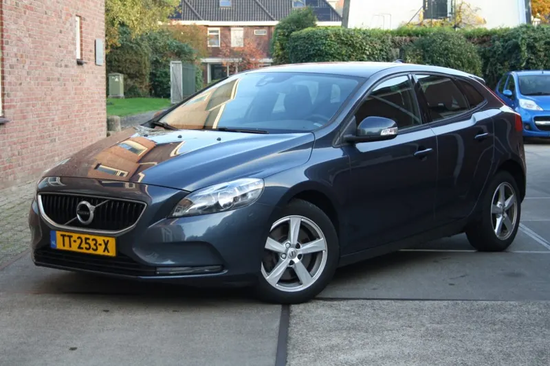 Volvo V40 (2018)