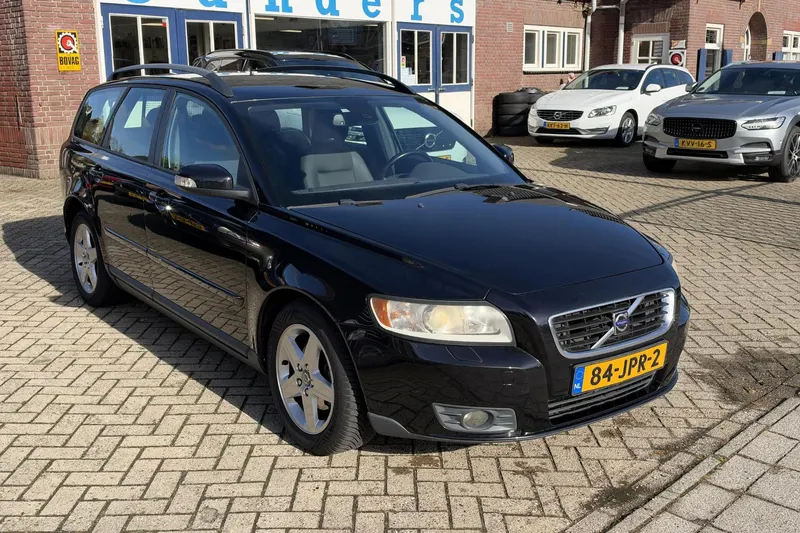 Volvo V50 (2009)