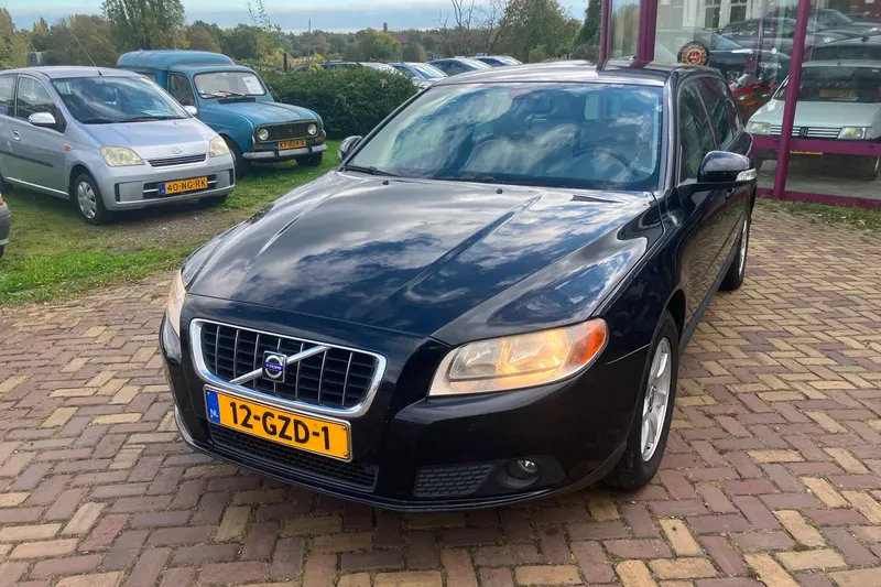 Volvo V70 (2008)