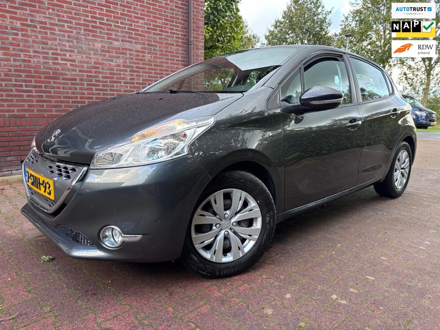 Peugeot 208 (2013) — foto 1