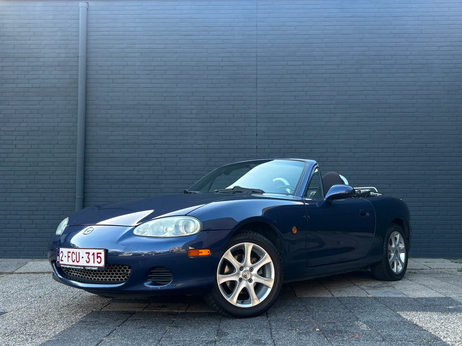 Mazda MX-5 (2003) — foto 1