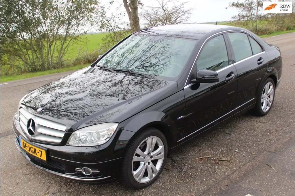 Mercedes-Benz C-Klasse (2009) — foto 1