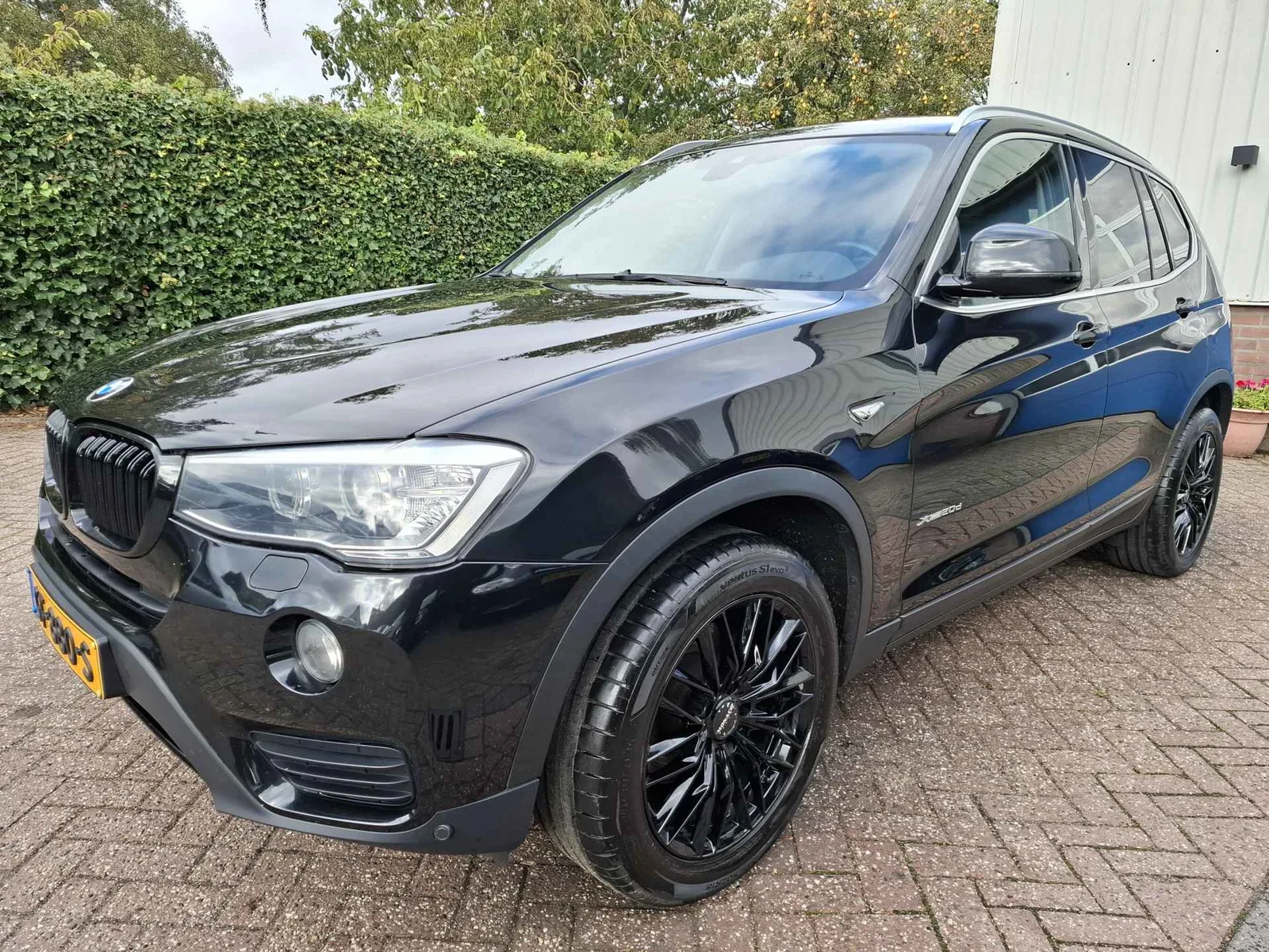 BMW X3 (2015) — foto 1