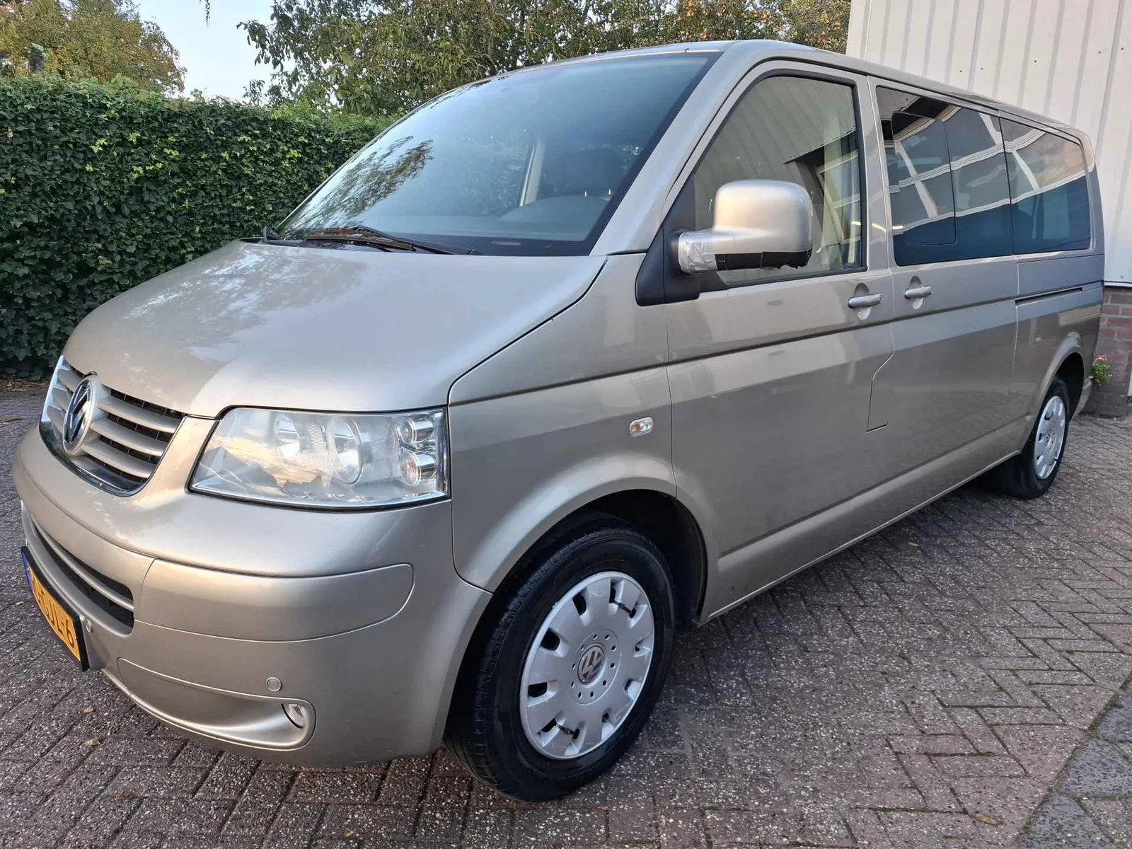 Volkswagen Transporter (2008) — foto 1