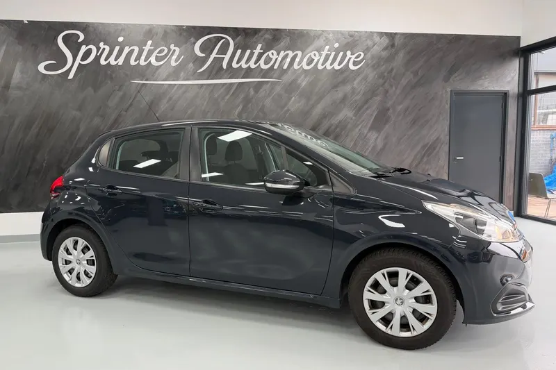 Peugeot 208 (2018)
