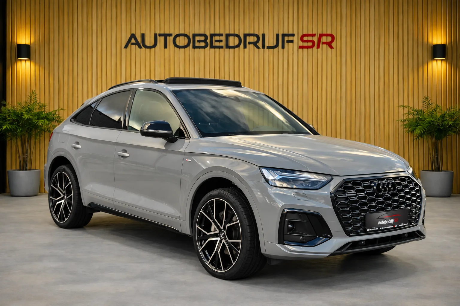 Audi Q5 Sportback (2024) — foto 1