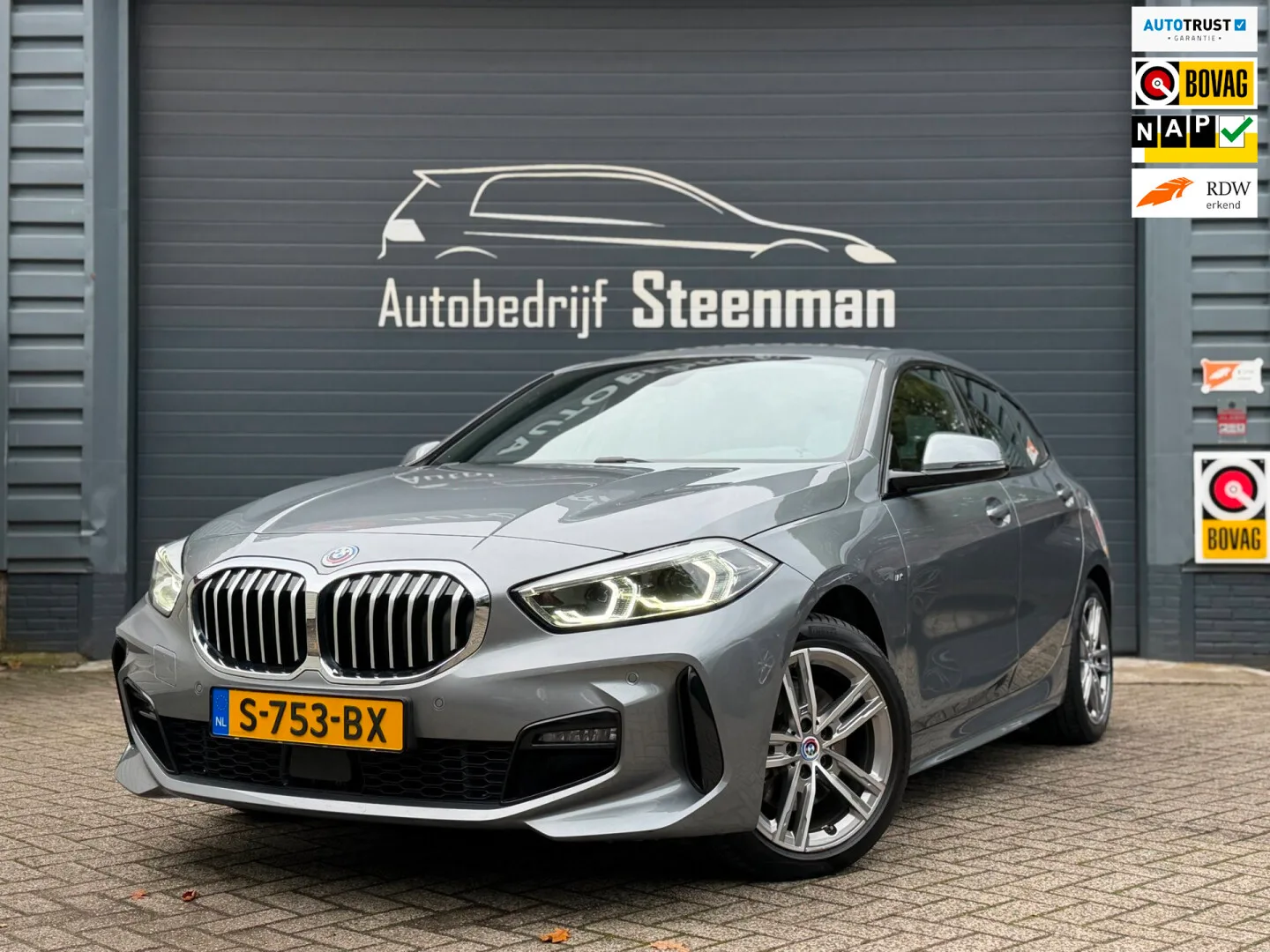 BMW 1-Serie (2023) — foto 1