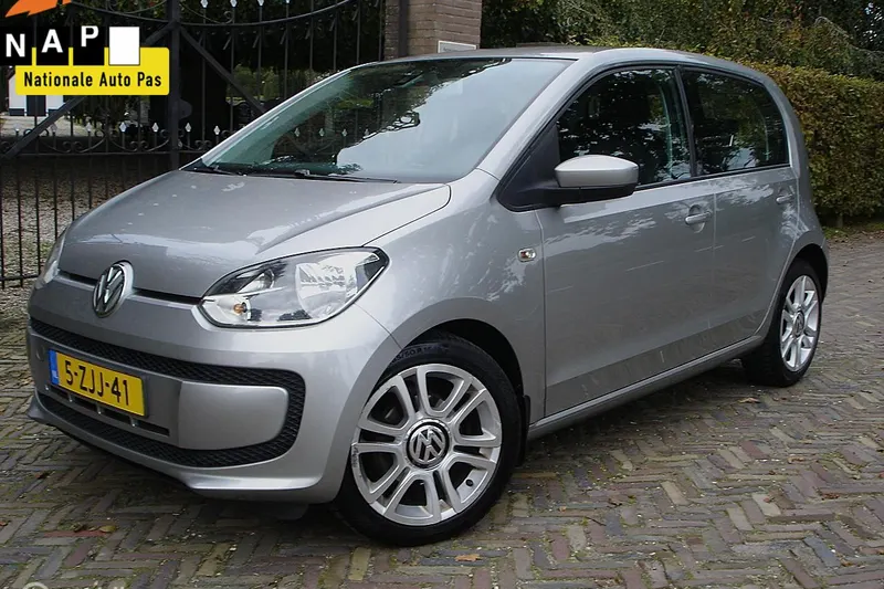 Volkswagen Up! (2015)