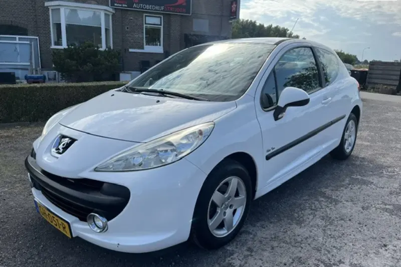 Peugeot 207 (2009)