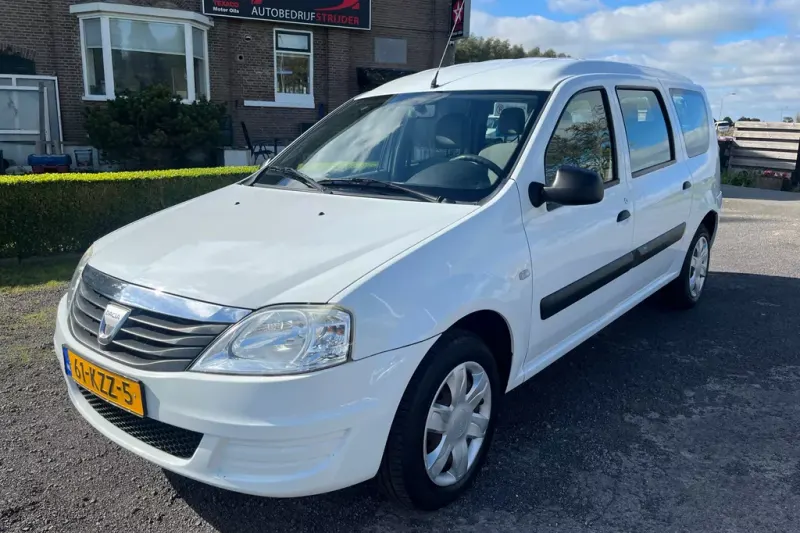 Dacia Logan MCV (2010)
