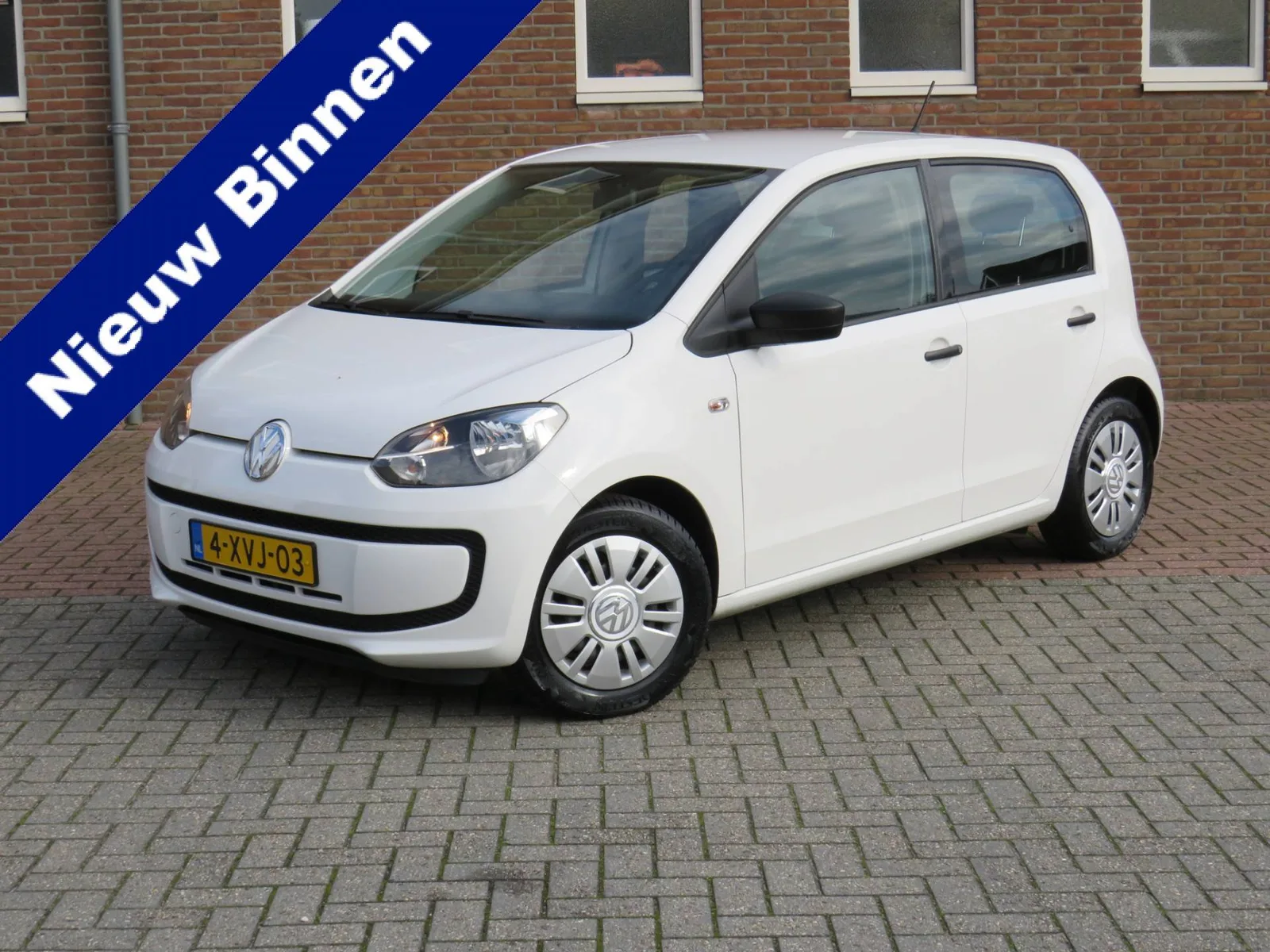 Volkswagen Up! (2014) — foto 1