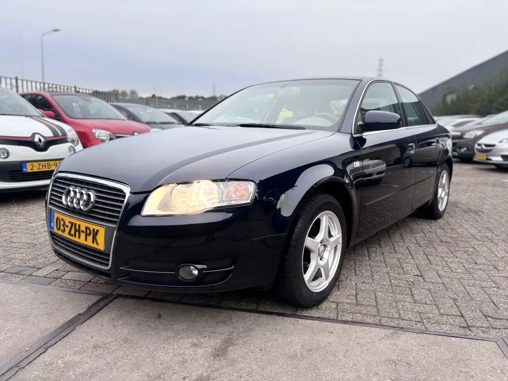 Audi A4 (2008) — foto 1