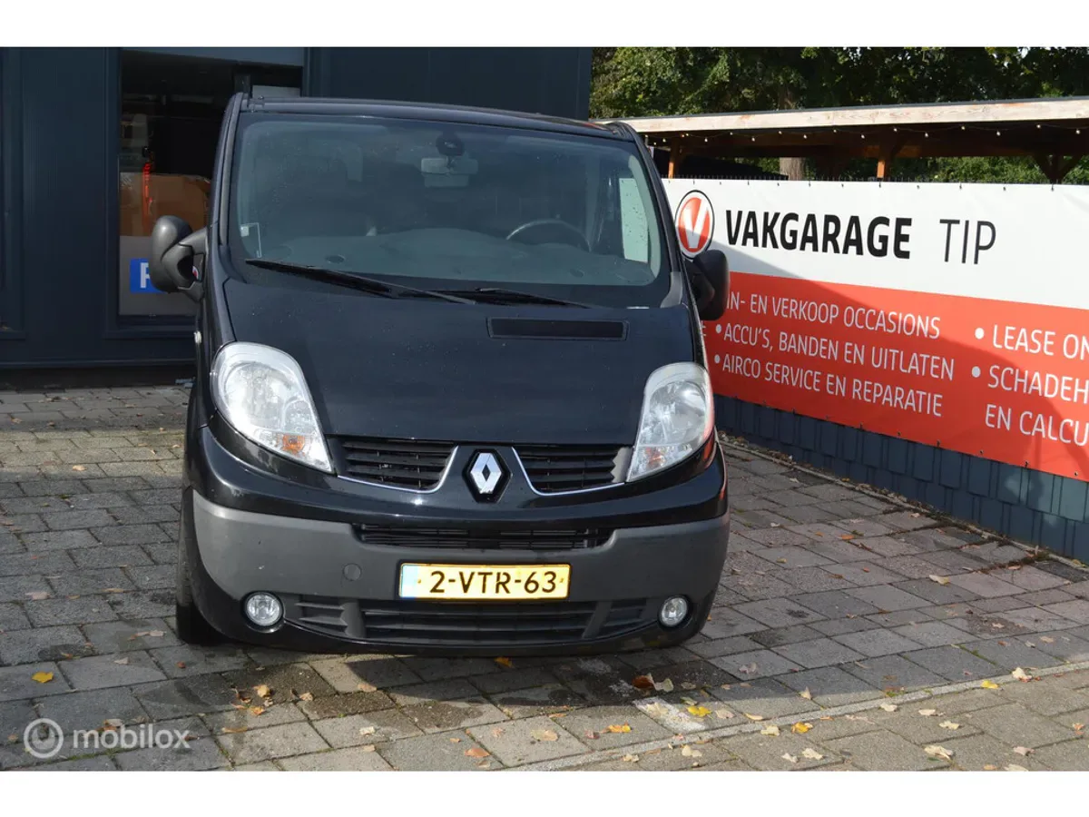 Renault Trafic (2012) — foto 1