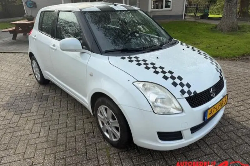 Suzuki Swift (2010)