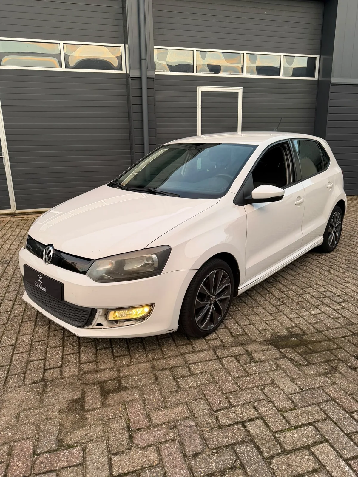 Volkswagen Polo (2012) — foto 1