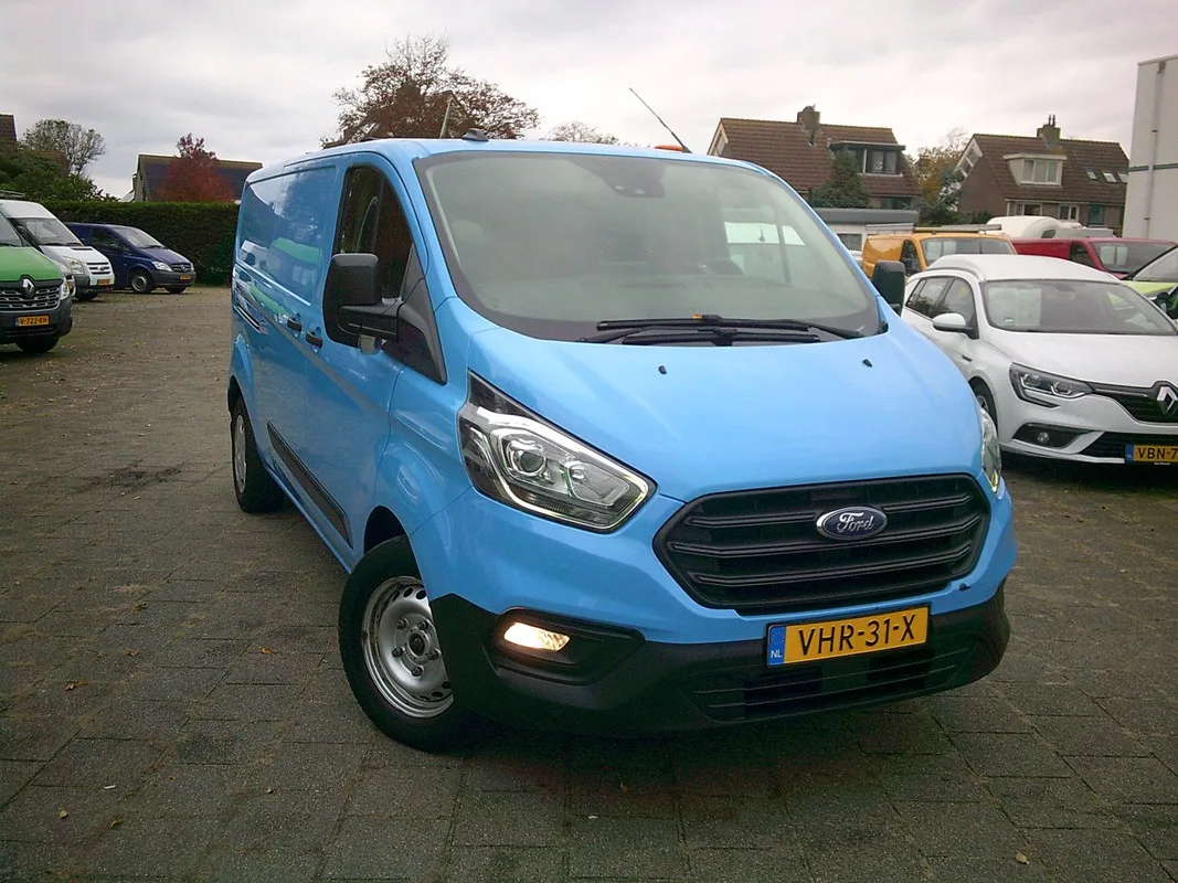 Ford Transit Custom (2020) — foto 1