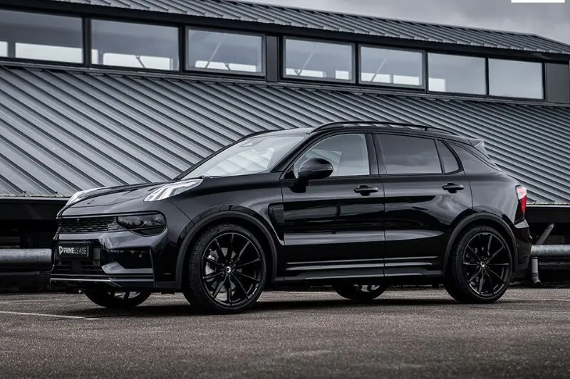 Lynk & Co 01 (2022)