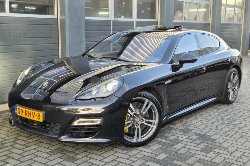 Porsche Panamera (2011)