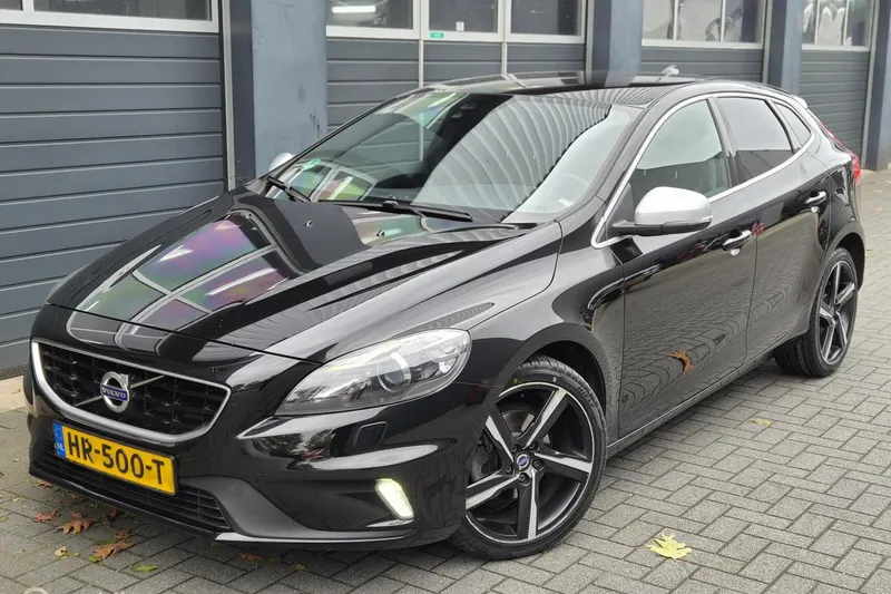 Volvo V40 (2015)
