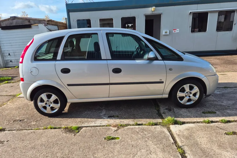 Opel Meriva (2005)