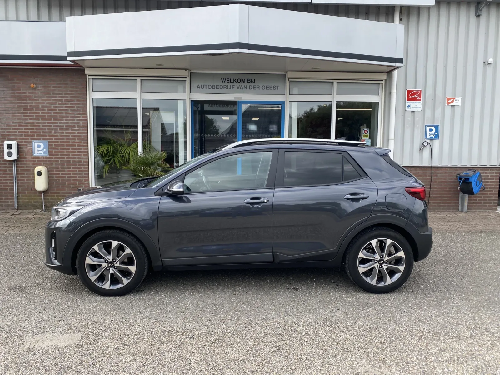 Kia Stonic (2020) — foto 1