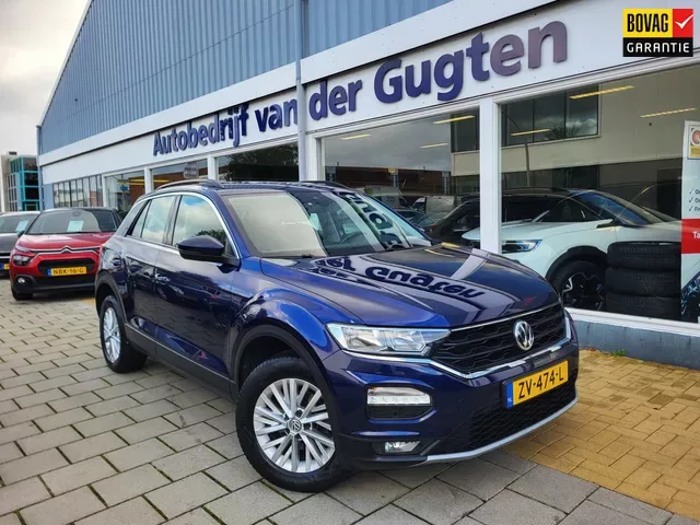 Volkswagen T-Roc (2019) — foto 1