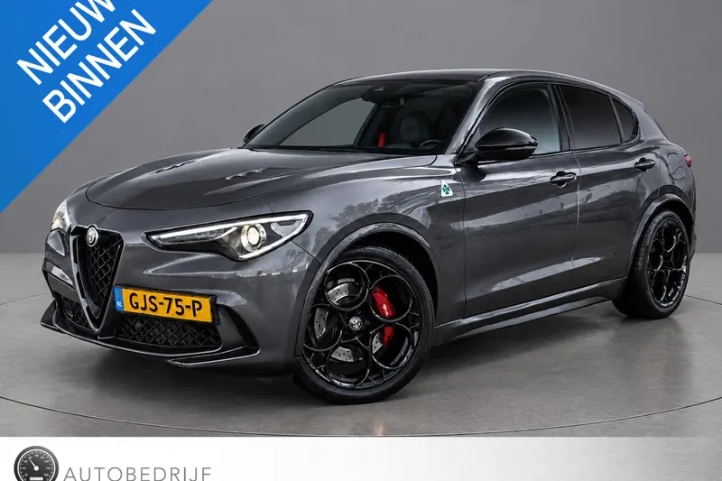 Alfa Romeo Stelvio (2021)