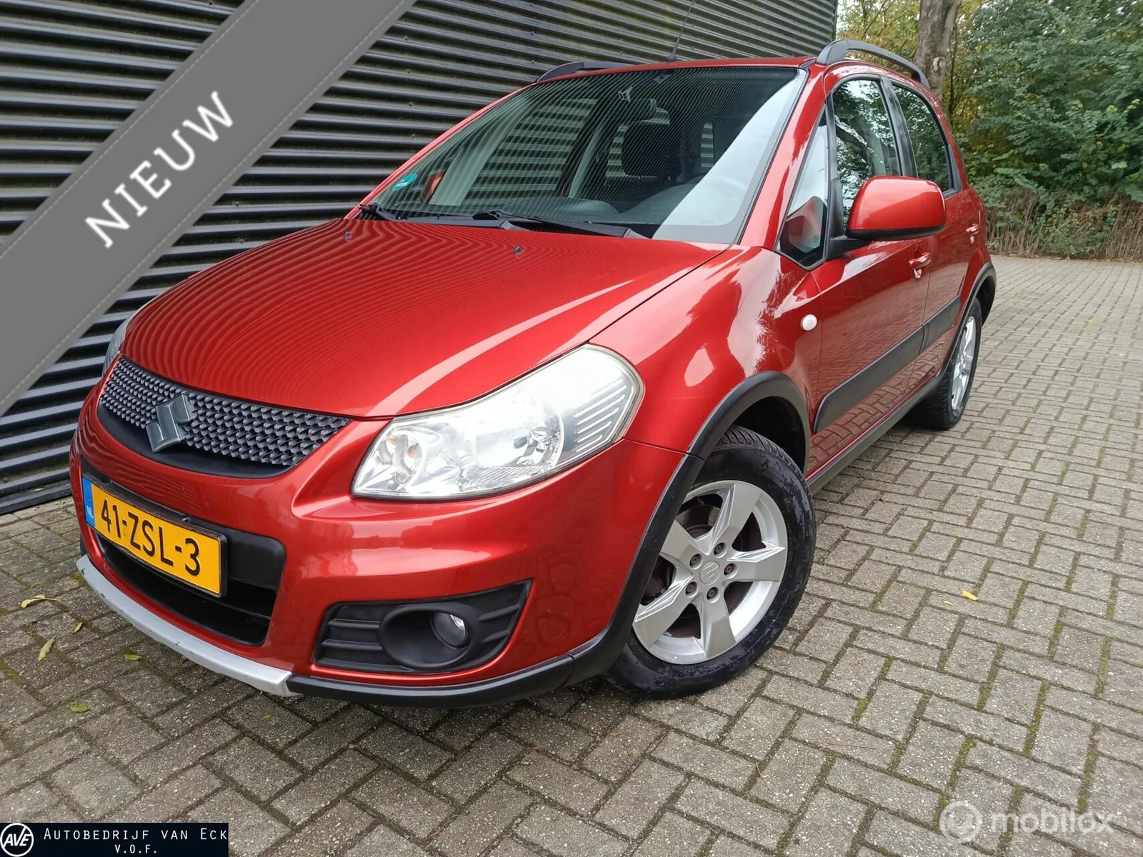 Suzuki SX4 (2010) — foto 1