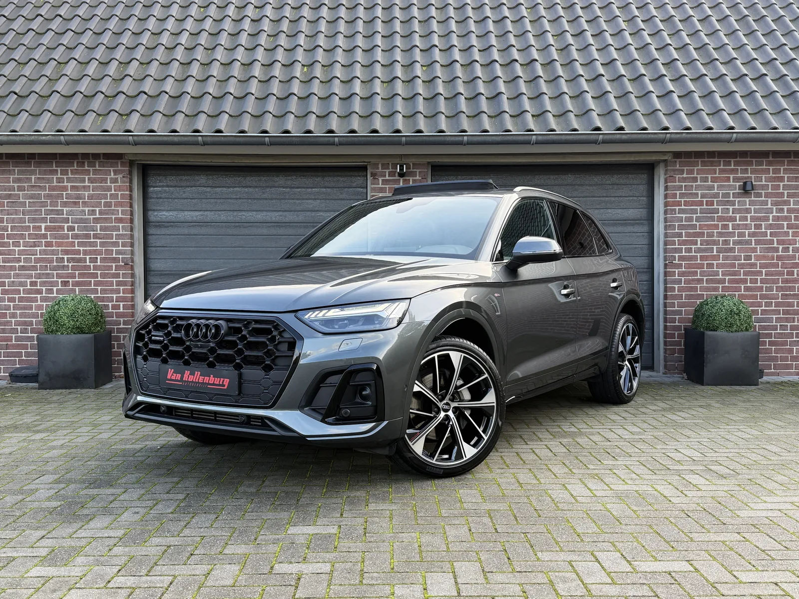Audi Q5 Sportback (2024) — foto 1