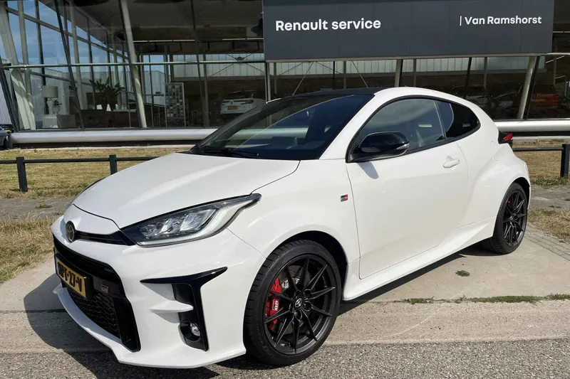 Toyota Yaris (2022)