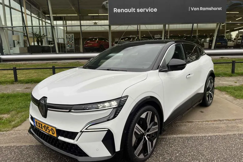 Renault Mégane E-Tech (2024)