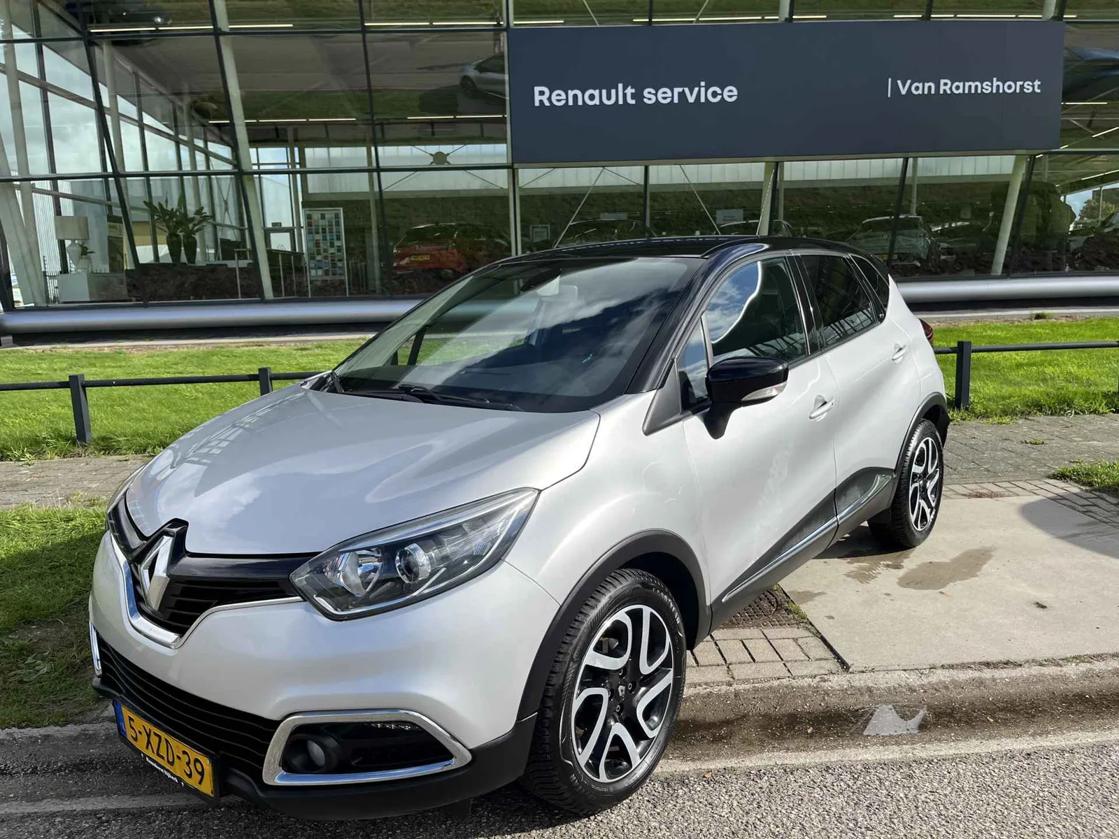 Renault Captur (2014) — foto 1