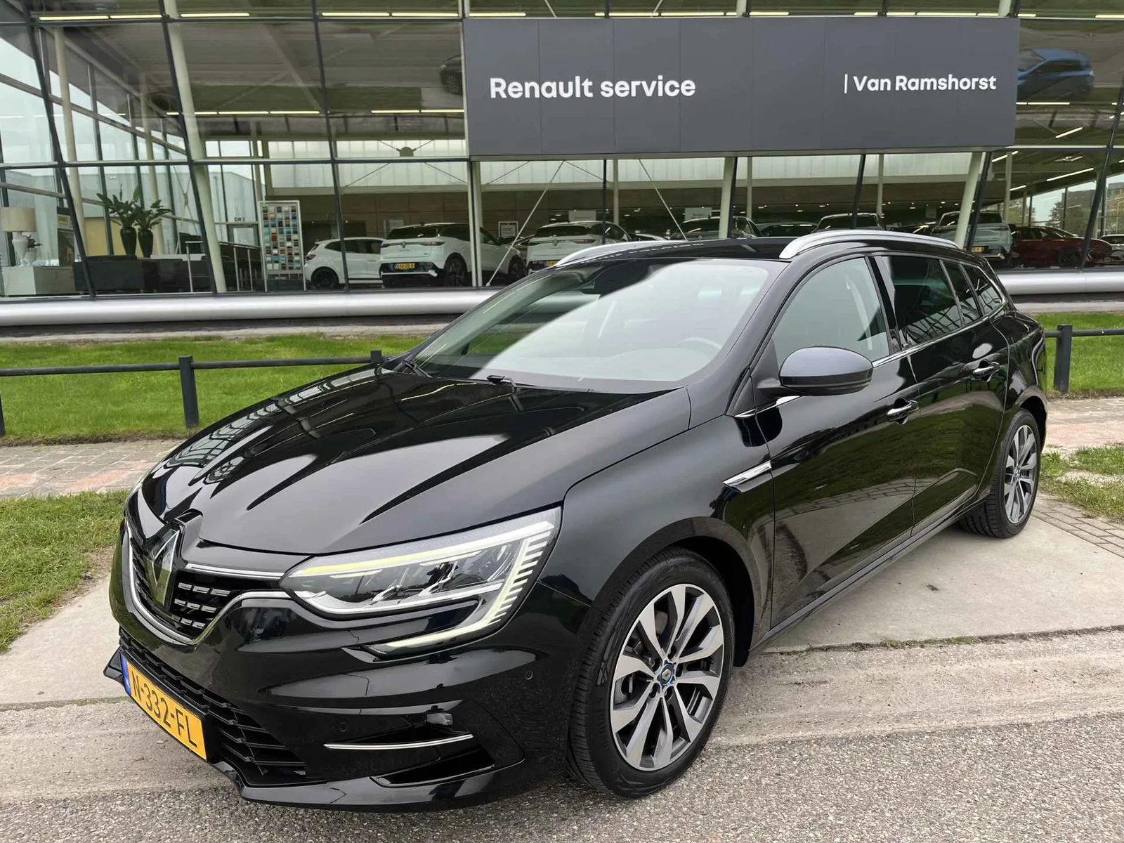 Renault Mégane (2021) — foto 1