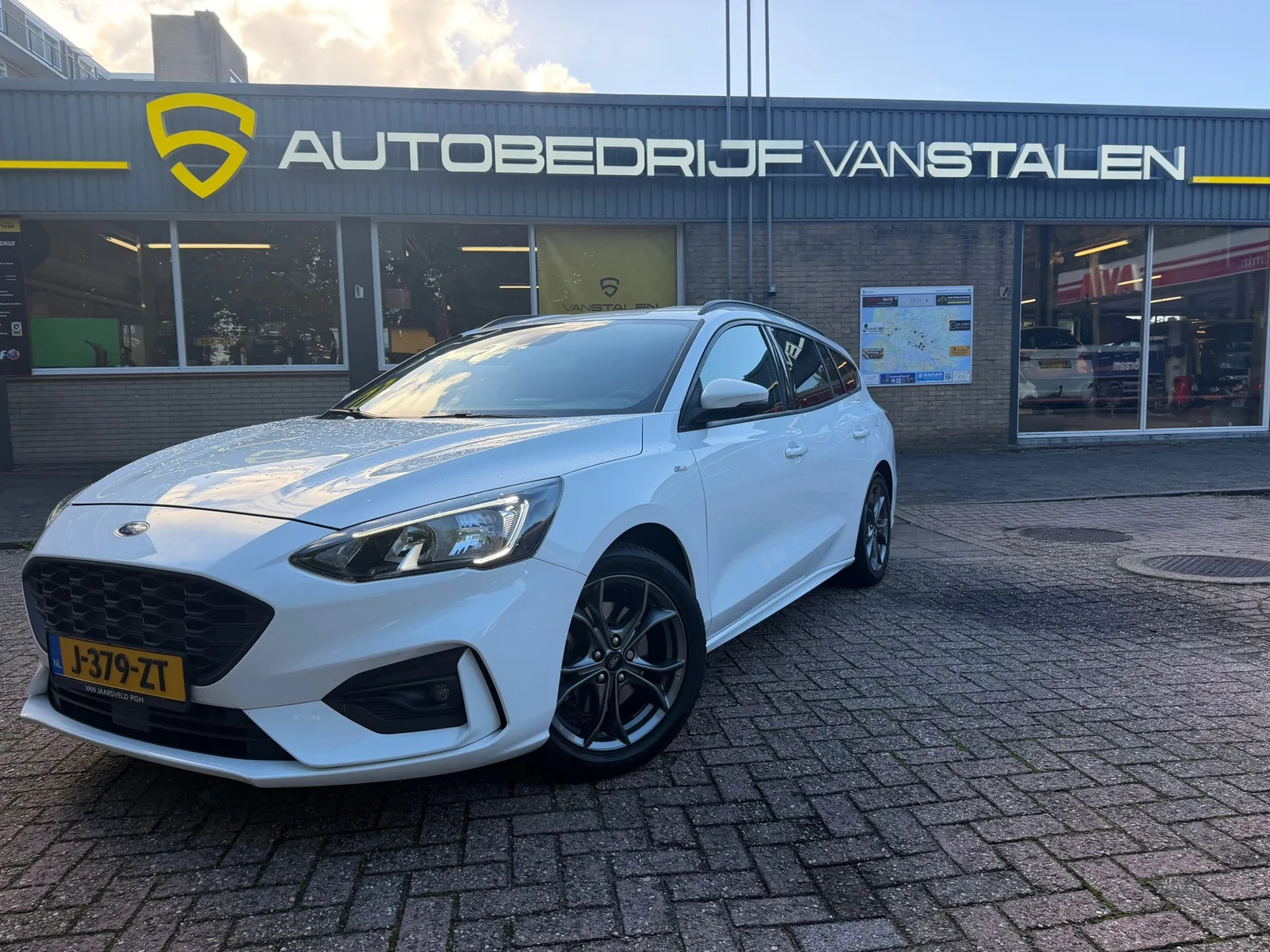 Ford Focus (2019) — foto 1