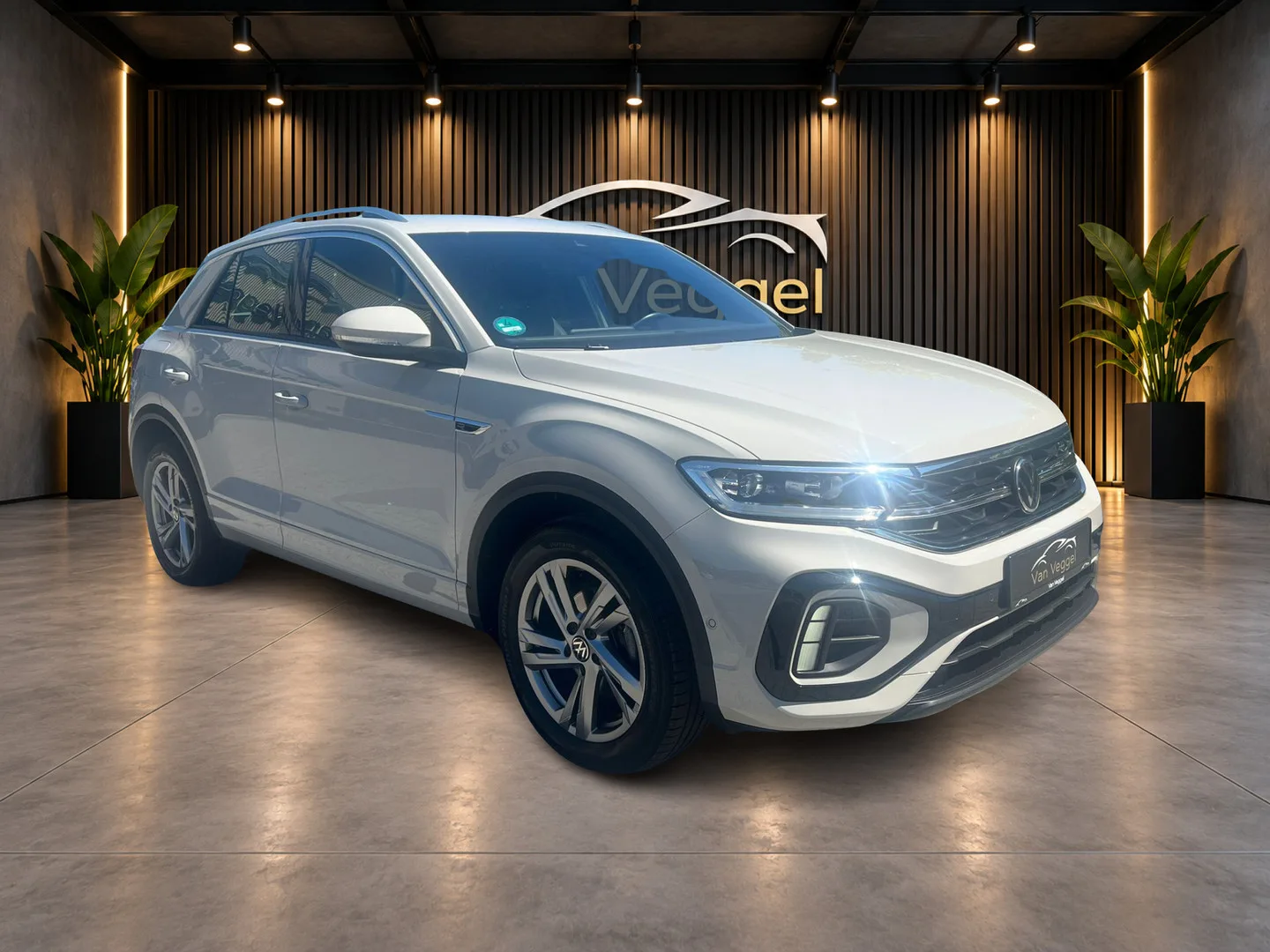 Volkswagen T-Roc (2024) — foto 1