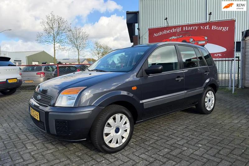 Ford Fusion (2009)