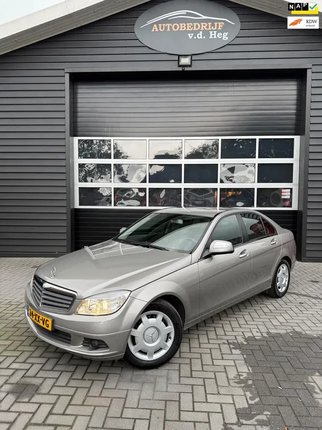 Mercedes-Benz C-Klasse (2007) — foto 1