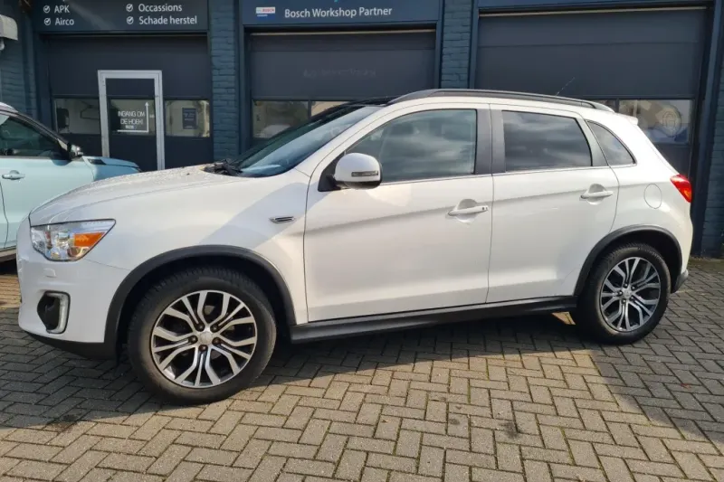 Mitsubishi ASX (2015)