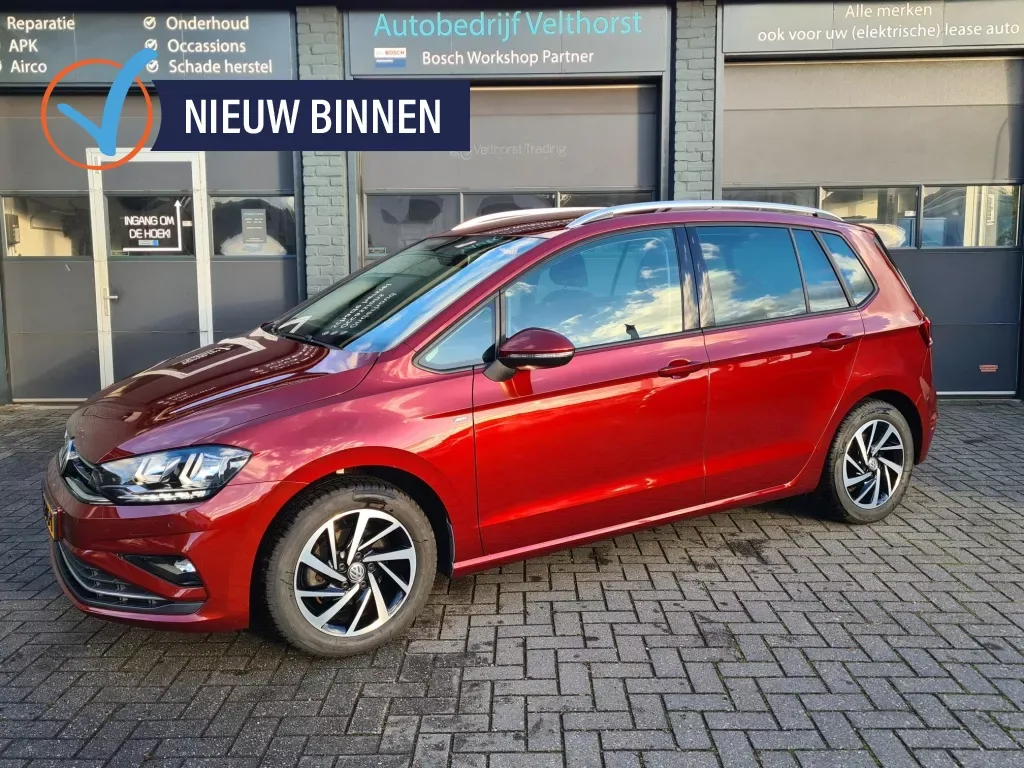 Volkswagen Golf Sportsvan (2019) — foto 1