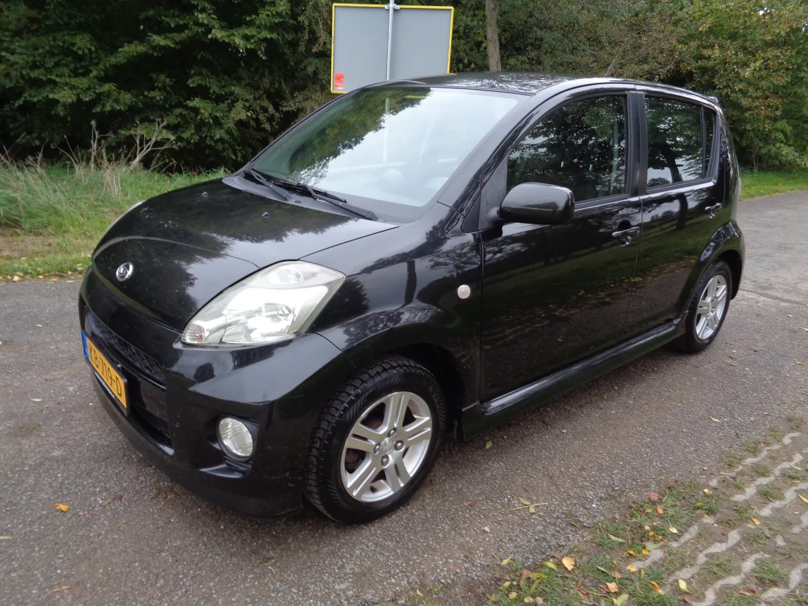Daihatsu Sirion (2006) — foto 1