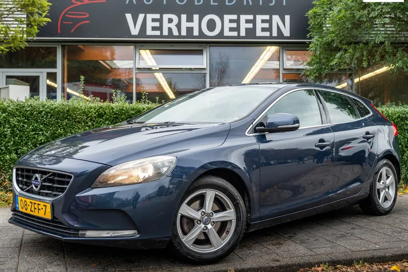 Volvo V40 (2012)