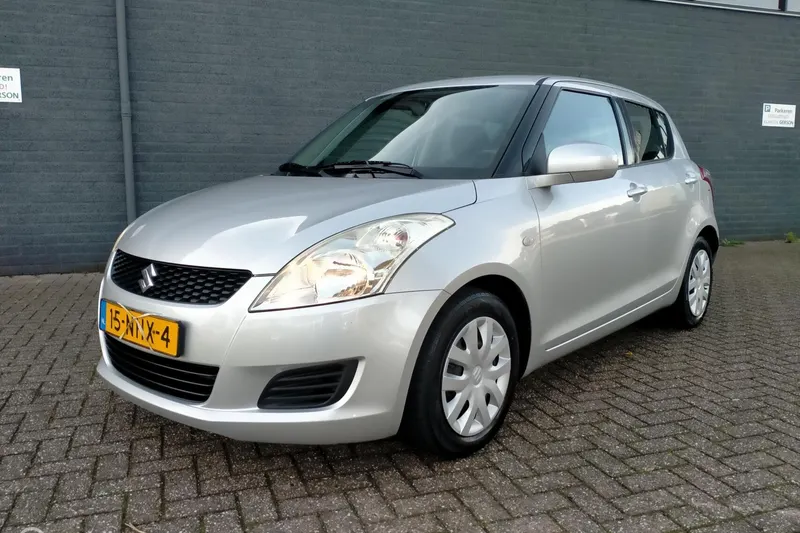 Suzuki Swift (2010)