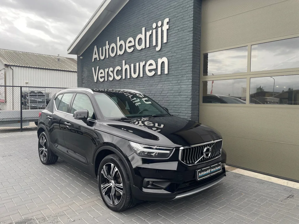 Volvo XC40 (2020) — foto 1