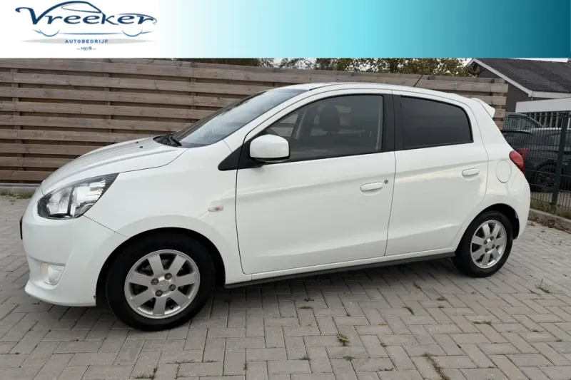 Mitsubishi Space Star (2015)