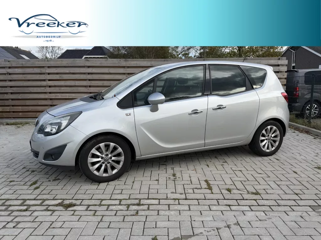 Opel Meriva (2011) — foto 1