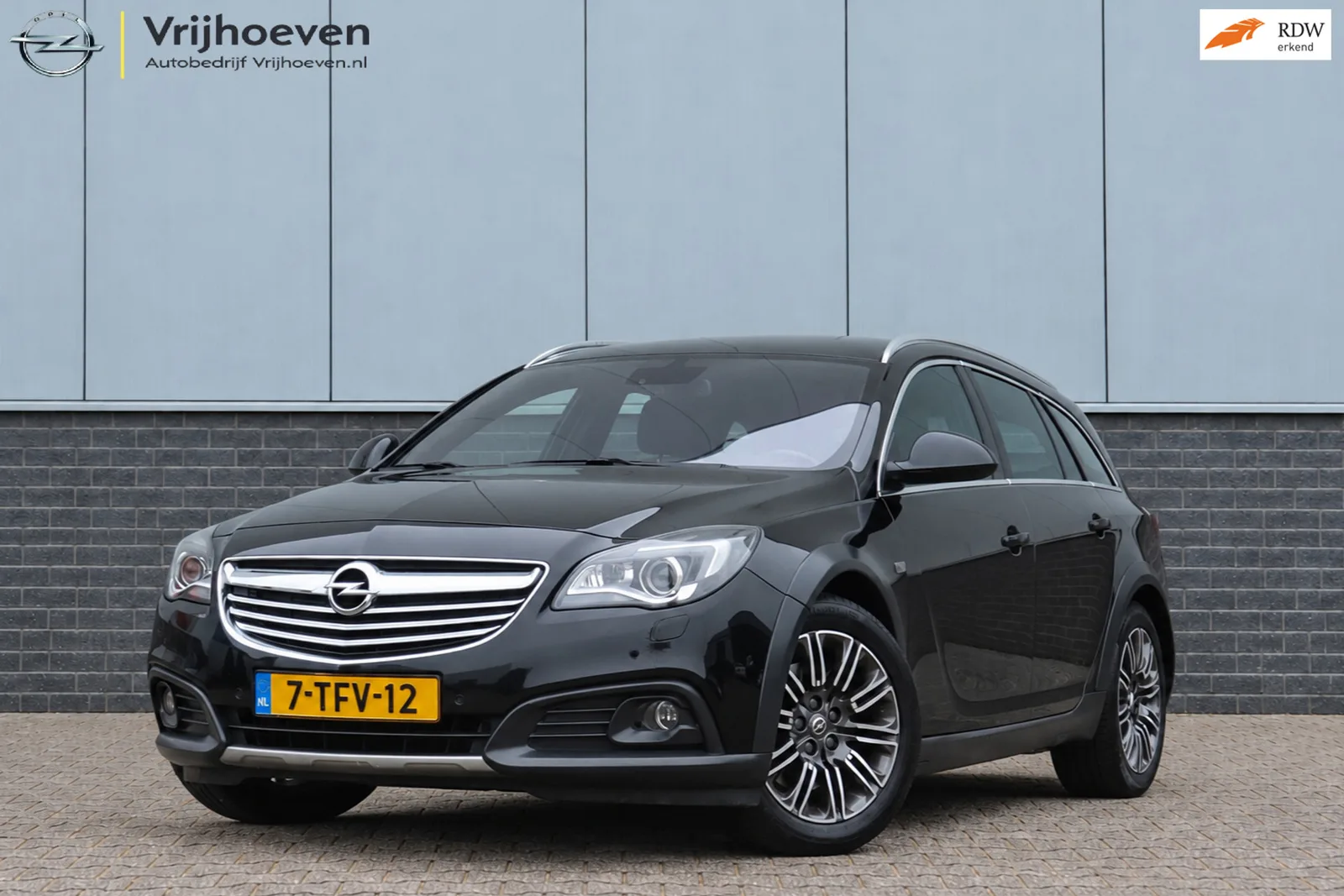 Opel Insignia (2014) — foto 1
