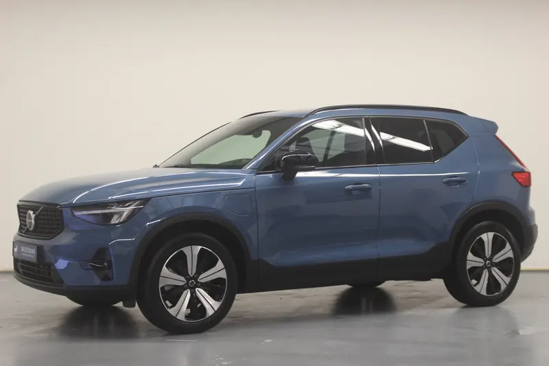 Volvo XC40 (2022)