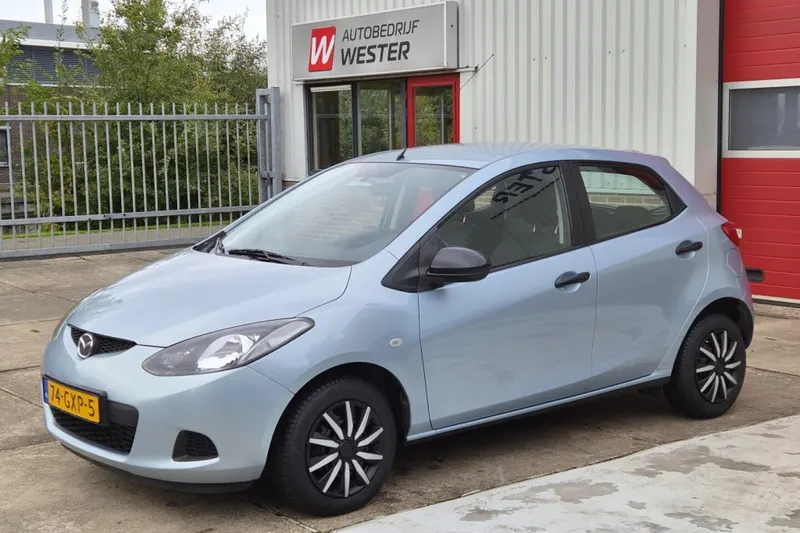 Mazda 2 (2008)