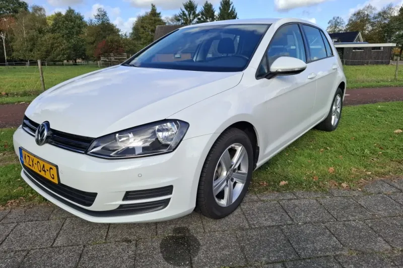 Volkswagen Golf (2017)