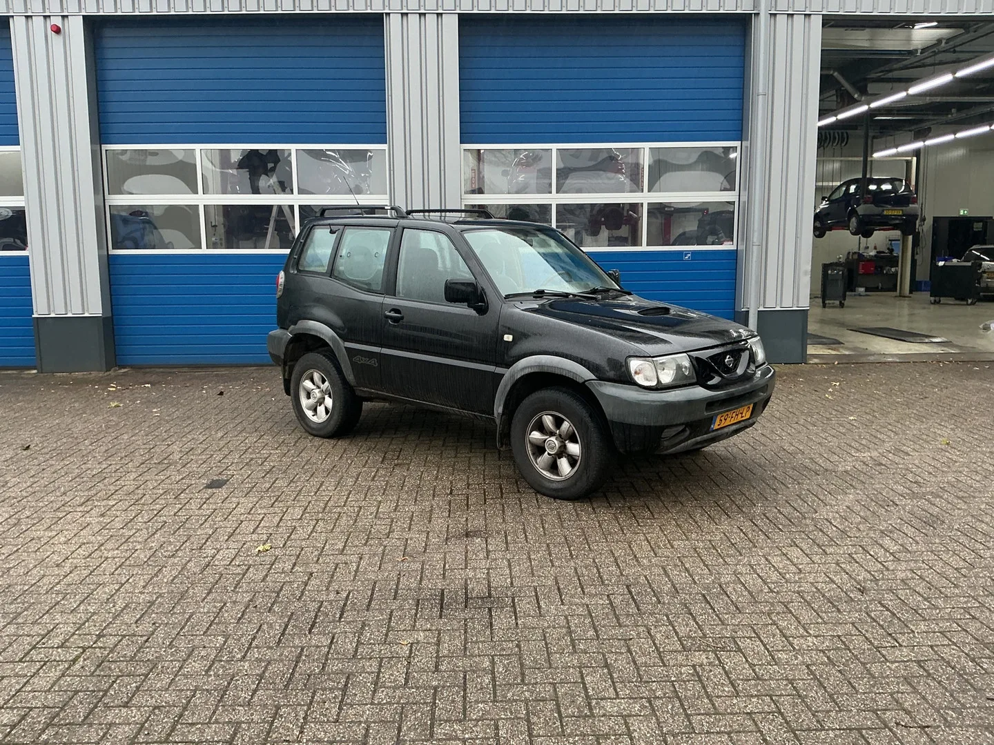 Nissan Terrano (2000) — foto 1